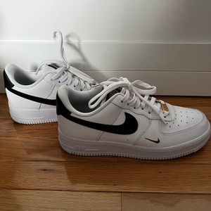 Nike Air Force 1s 8.5